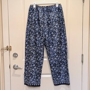 NWOT Beckwoman S-XL 100% Cotton Blue Floral Flat Front Pockets Pants
